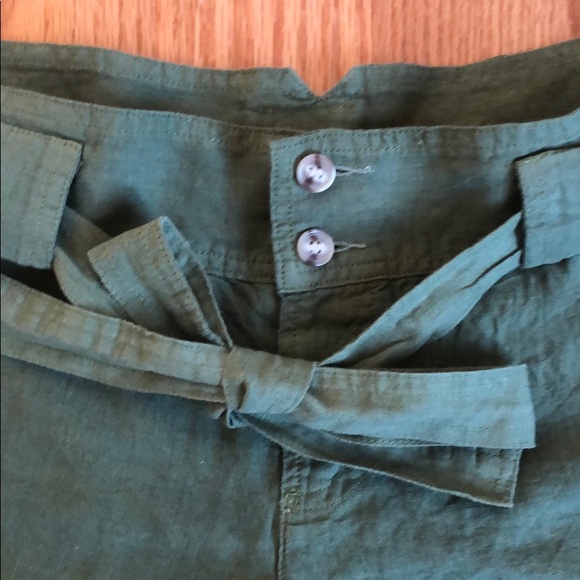 JUICY COUTURE Linen green short shorts tie belt Size 10 pockets cuff - Picture 3 of 9